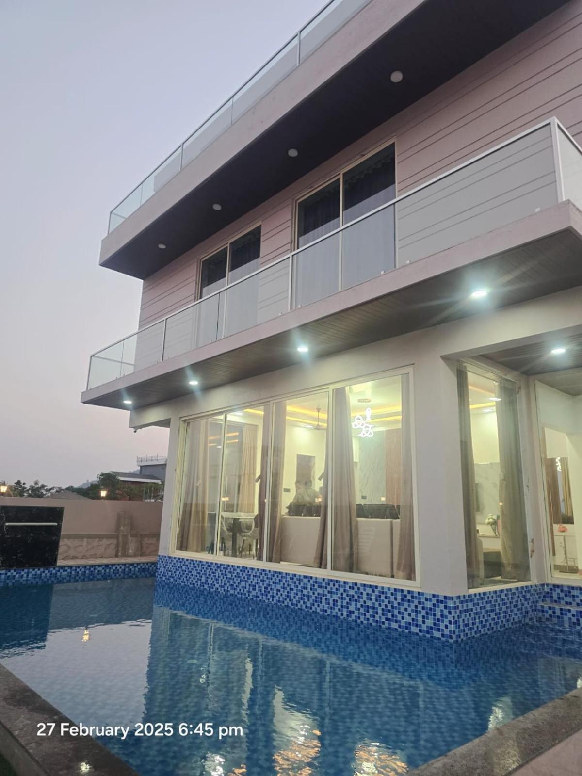 Discovery Bungalow Lonavala Exterior foto